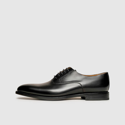 Elegant shoes for men